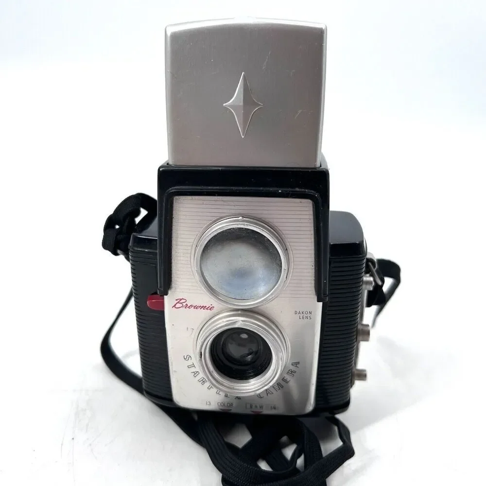 Vintage 1957 Kodak Brownie Starflex Camera with Dakon Lens